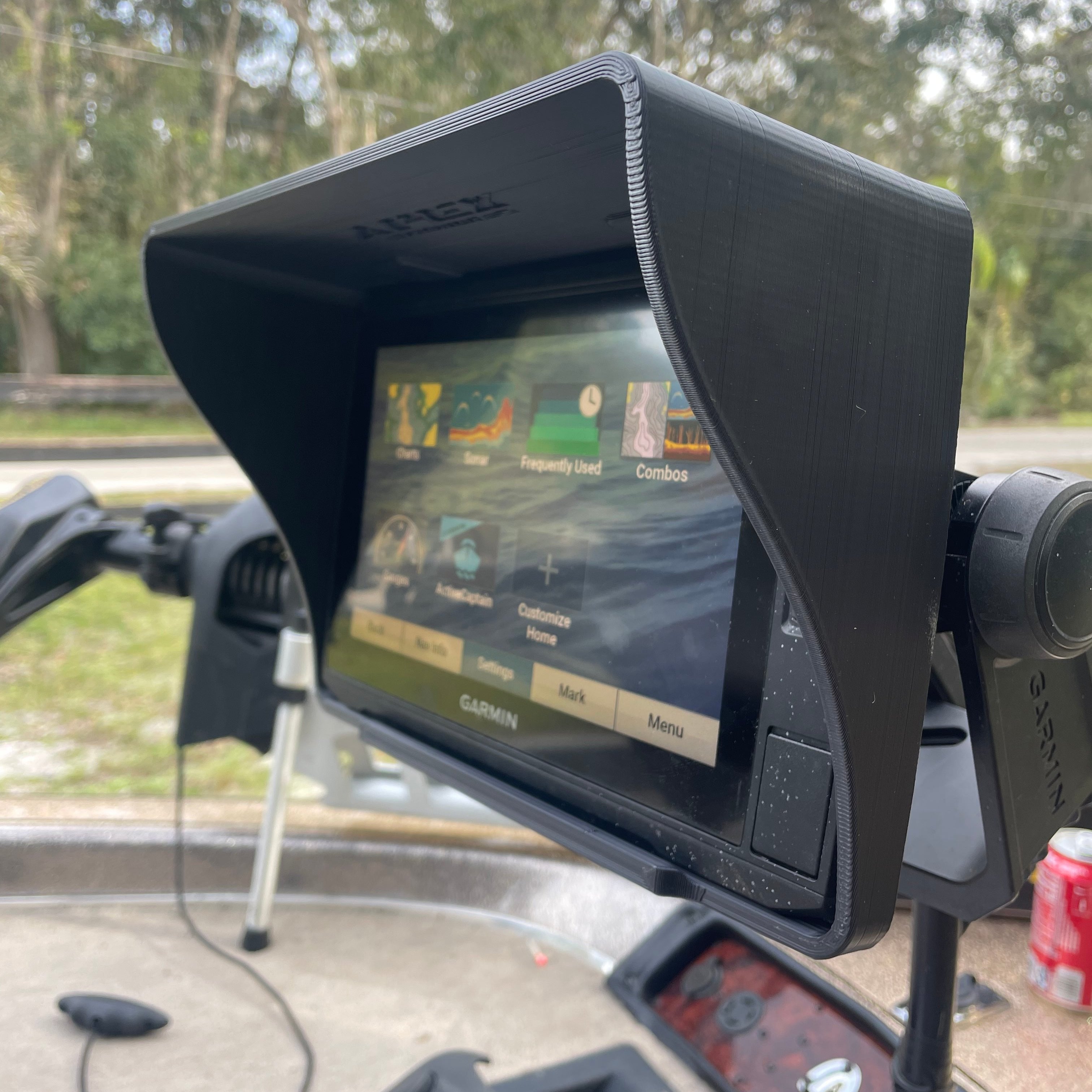 Garmin ECHOMAP UHD 73sv Fish Finder Visor